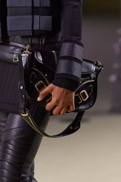 Look 273